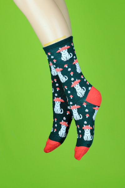 MUSHROOM CAT SOCKS