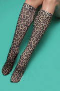 Hairly leopard knee hi