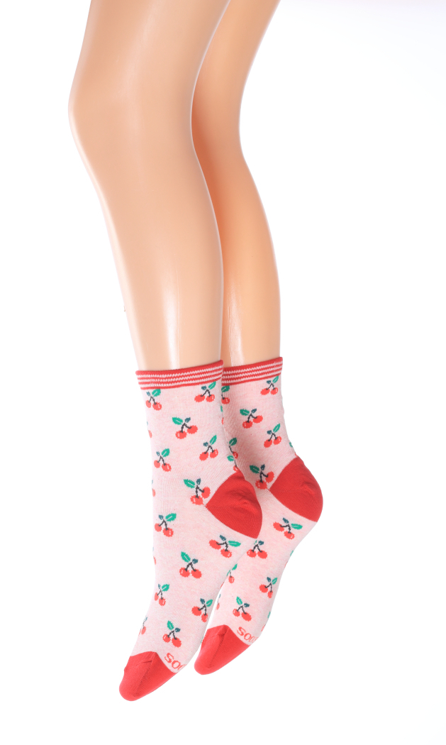 EVERYTHING IS CHERRY SOCKS